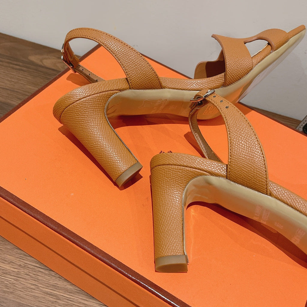 HERMES HOLY 75 SANDAL IN CINNAMON BROWN GRAINED CALFSKIN