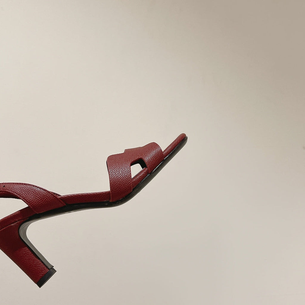 HERMES HOLY 75 SANDAL IN BERRY RED GRAINED CALFSKIN
