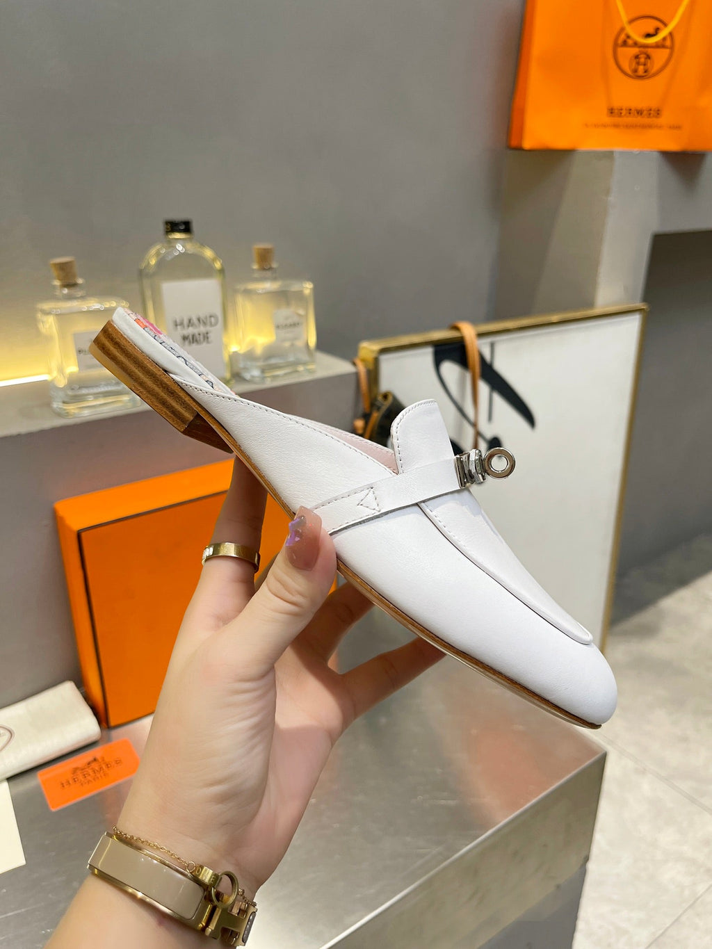 HERMES 0Z MULE WHITE CALFSKIN WITH PATTERN