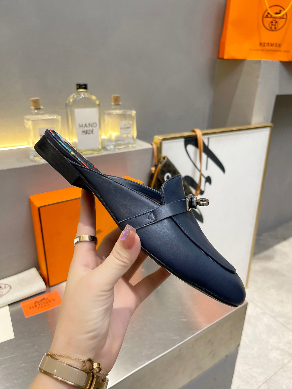 HERMES 0Z MULE INDIGO CALFSKIN WITH PATTERN