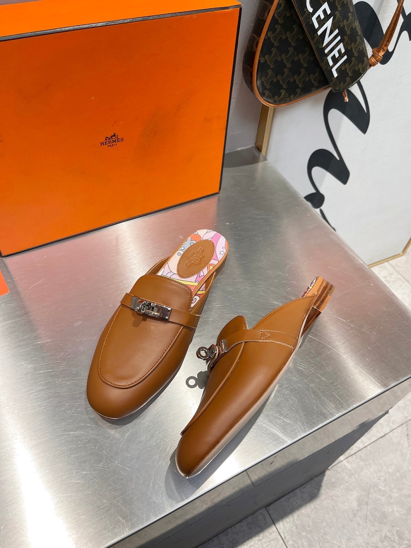 HERMES 0Z MULE CARAMEL CALFSKIN WITH PATTERN
