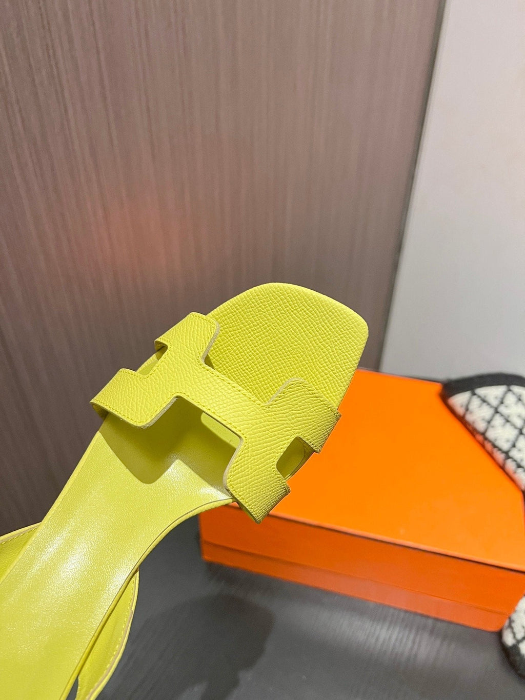 HERMES Slingback Sandal Eternite 95 Lemon