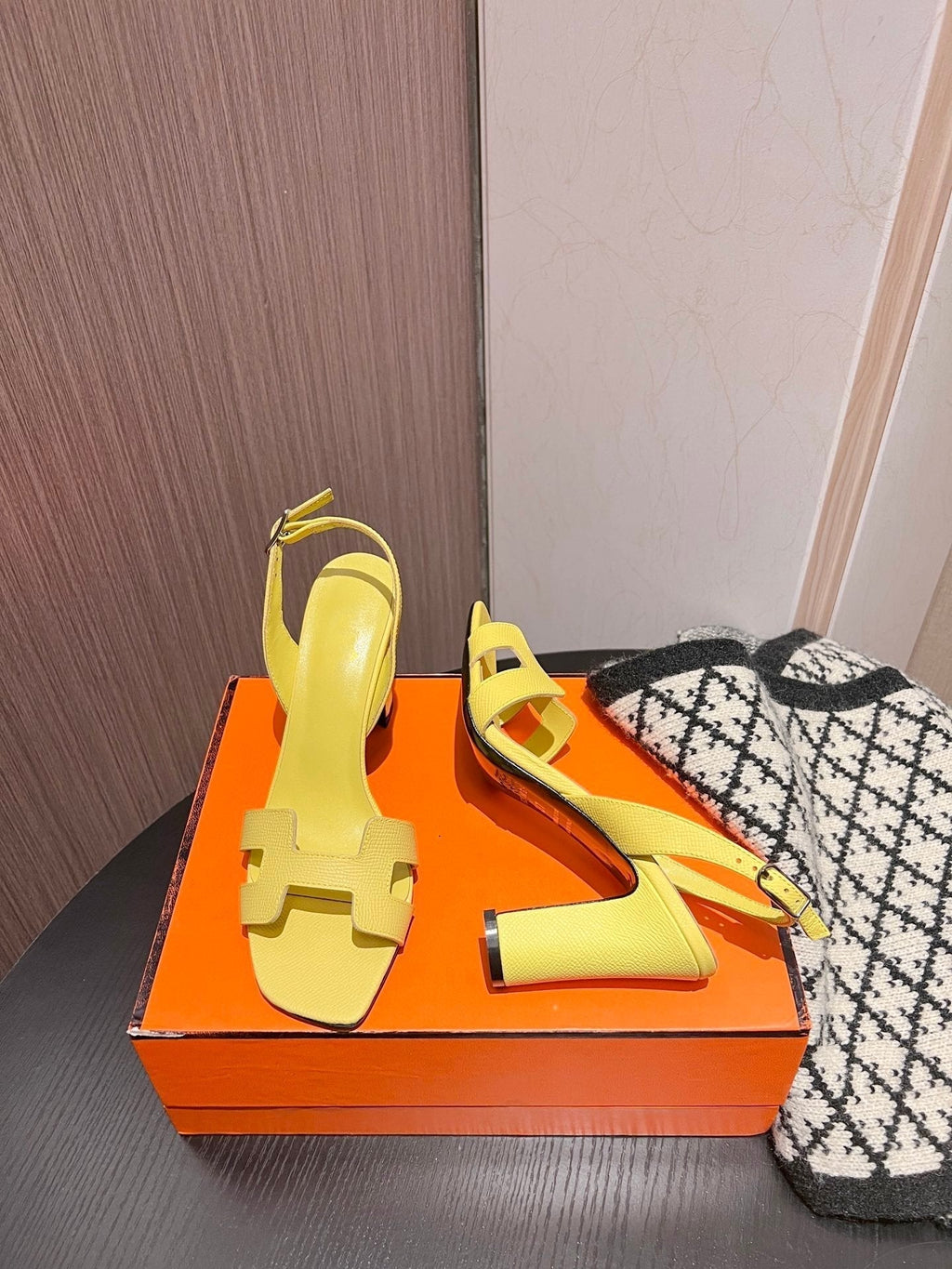 HERMES Slingback Sandal Eternite 95 Lemon