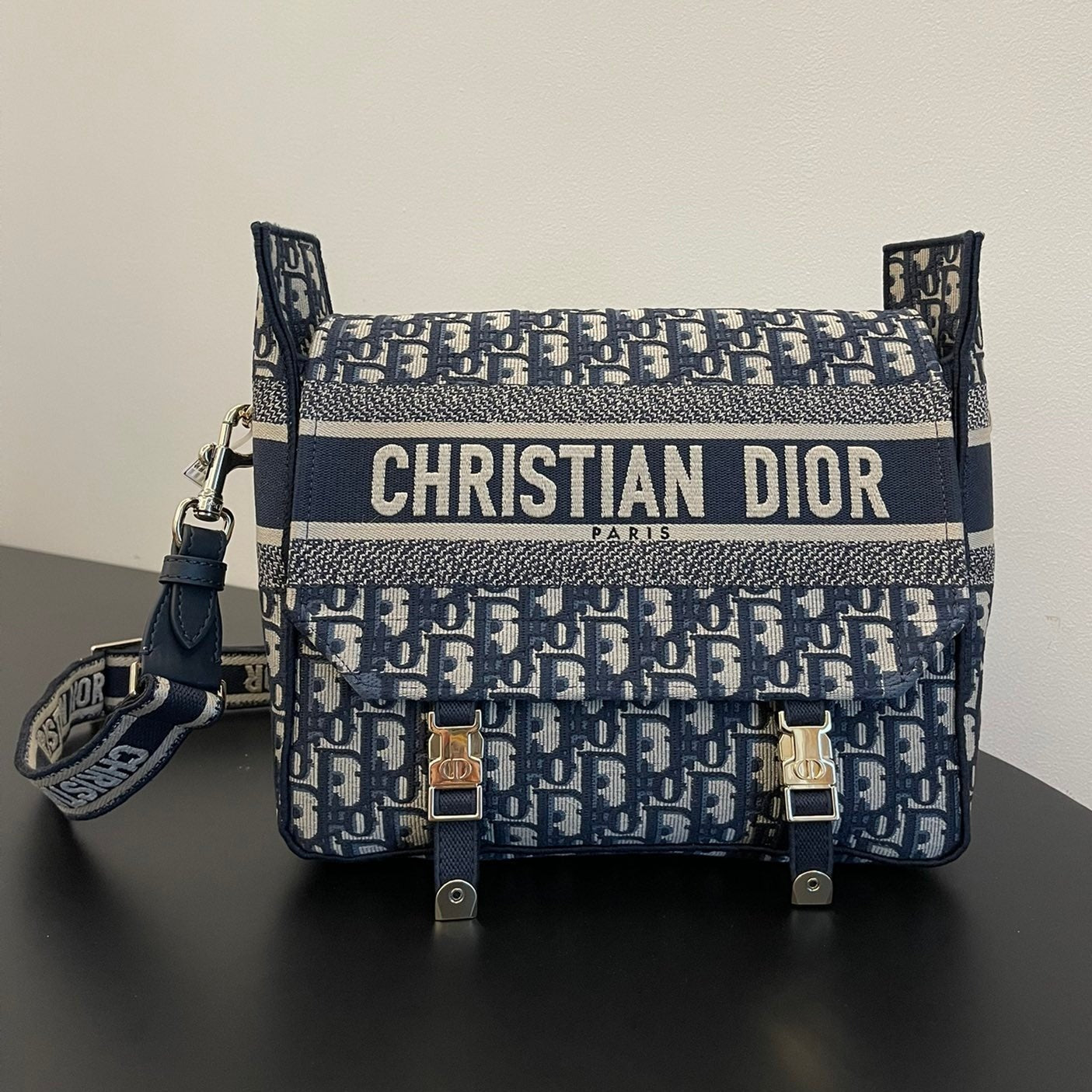 DIOR MEDIUM 28 CAMP BAG IN BLUE OBLIQUE EMBROIDERY