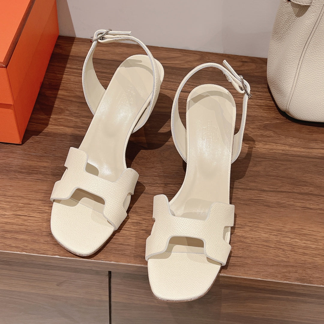 HERMES HOLY 75 SANDAL IN WHITE CREAM GRAINED CALFSKIN