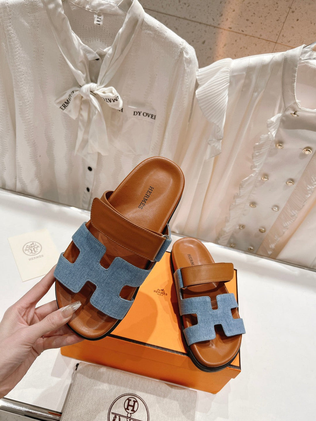 HERMES CHYPRE SANDAL BRIGHT BROWN LAMBSKIN AND BLUE DENIM