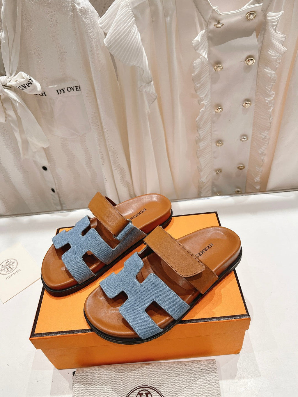HERMES CHYPRE SANDAL BRIGHT BROWN LAMBSKIN AND BLUE DENIM