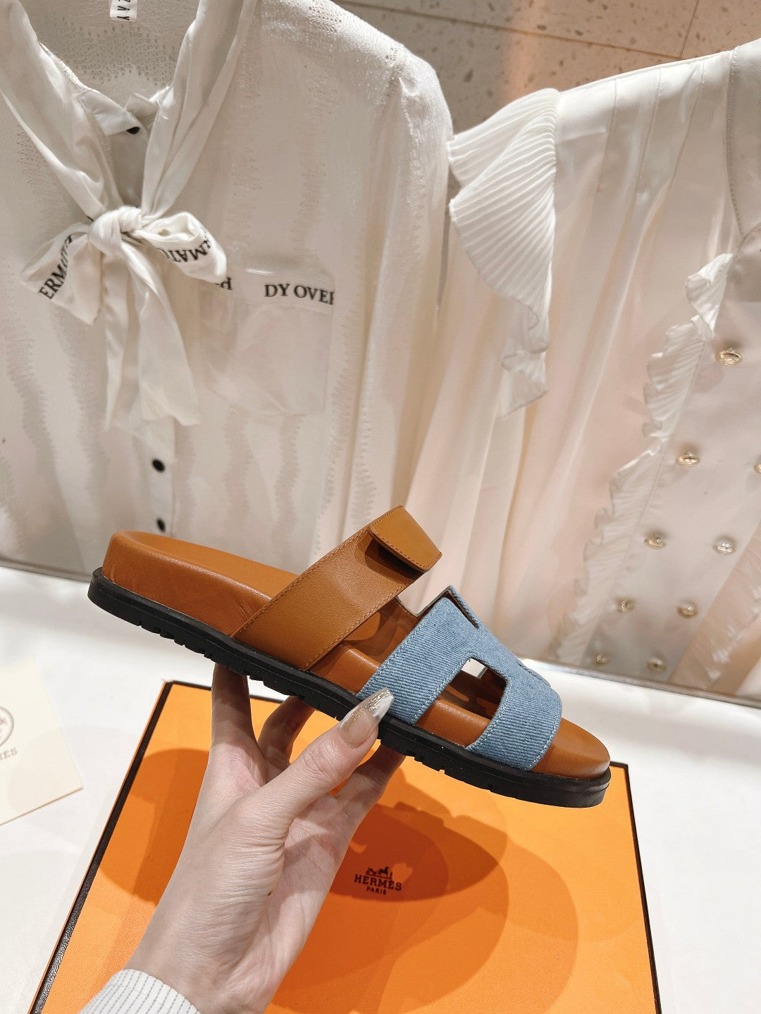 HERMES CHYPRE SANDAL BRIGHT BROWN LAMBSKIN AND BLUE DENIM