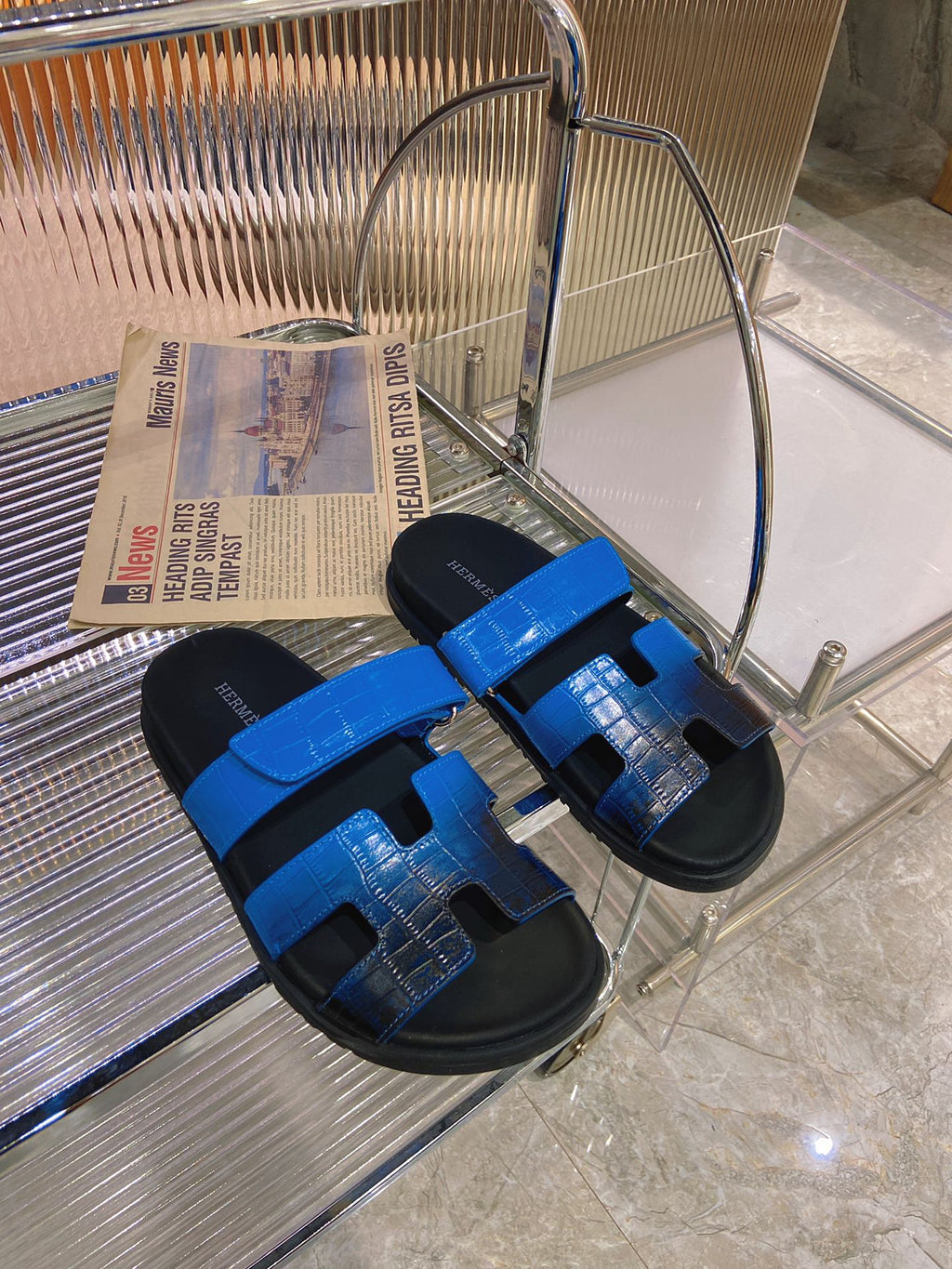 HERMES CHYPRE SANDAL OMBRE BLACK COBALT CALFSKIN