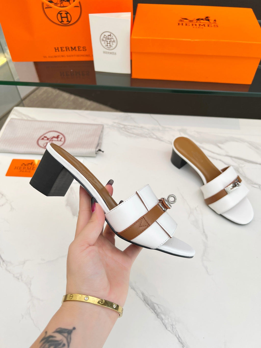 HERMES Gigi 50 Sandal White Tan Calfskin