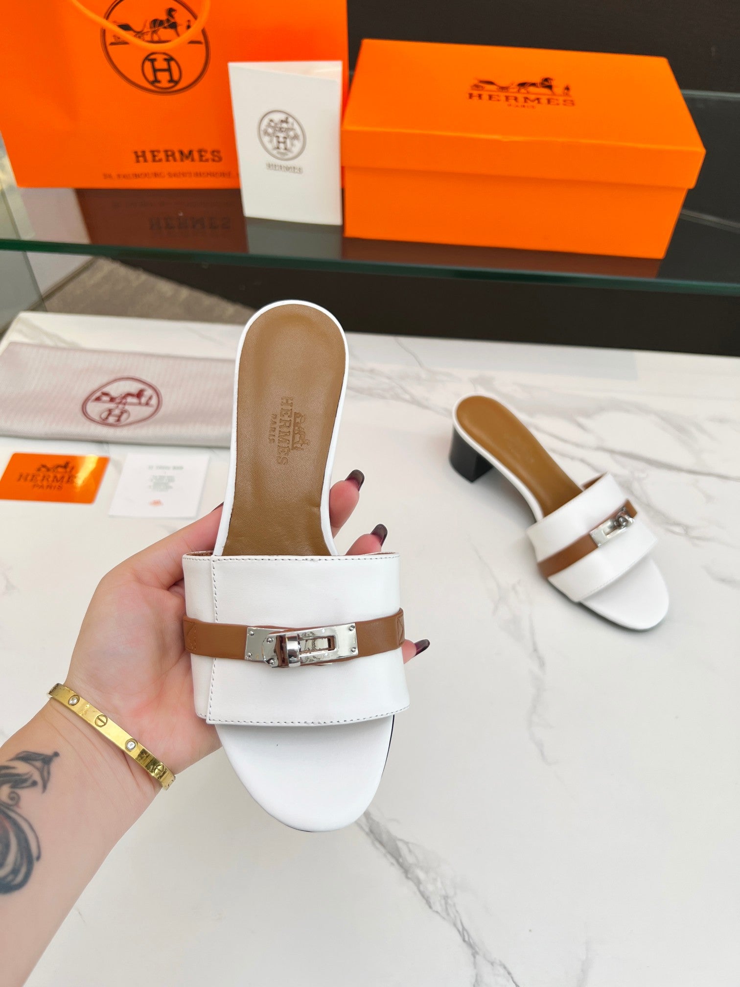 HERMES Gigi 50 Sandal White Tan Calfskin