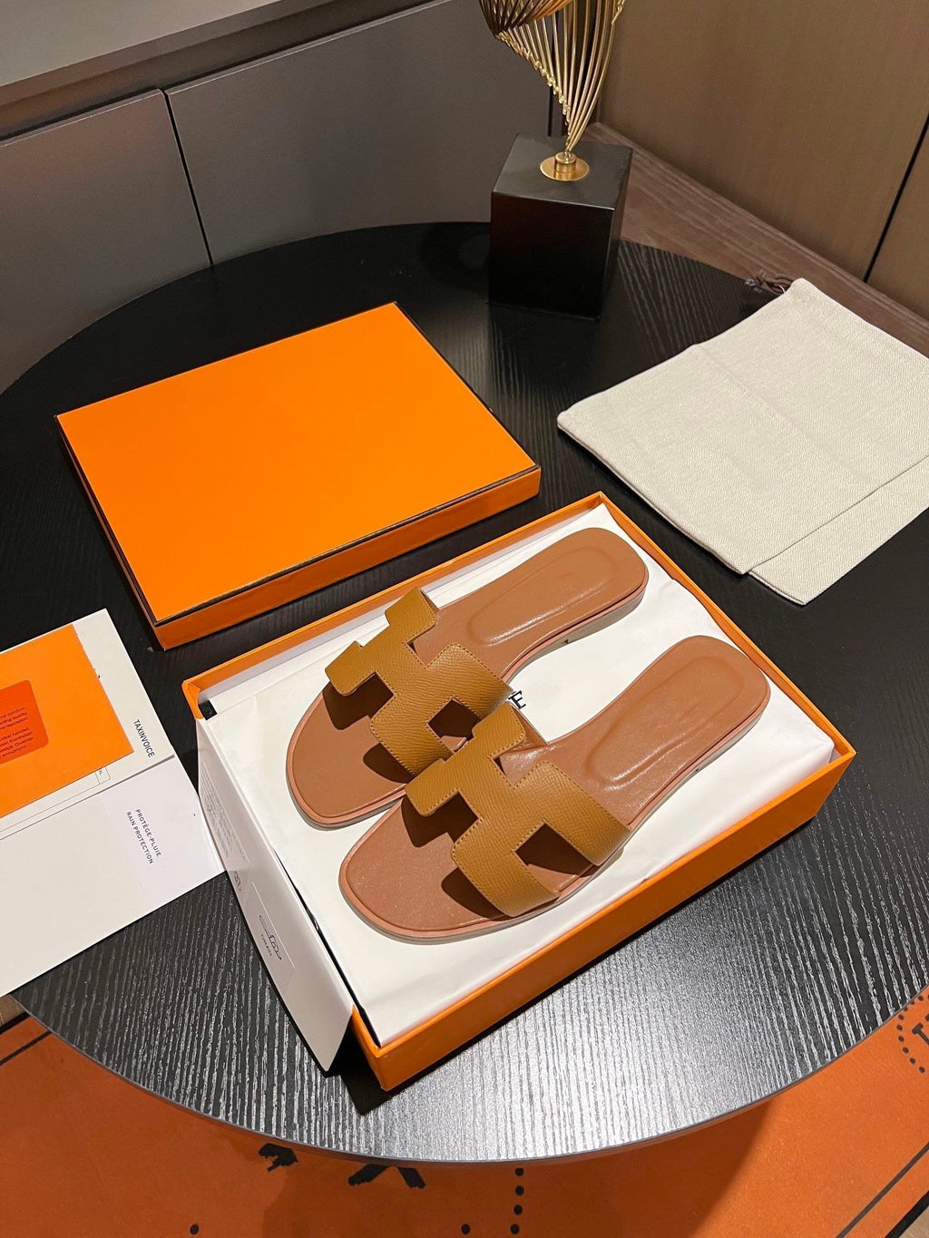HERMES 0RAN SANDAL Leather Brown