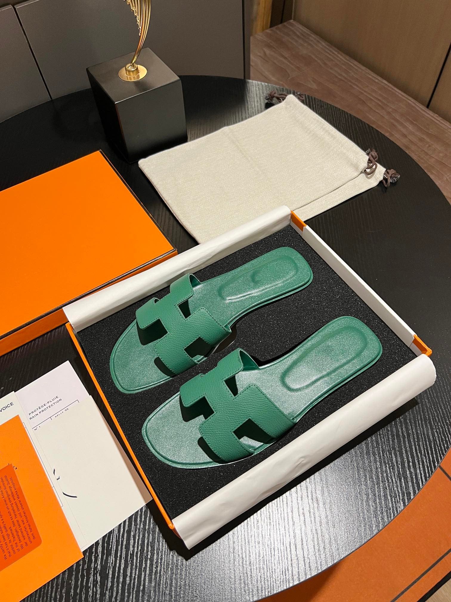 HERMES 0RAN SANDAL Leather Ocean