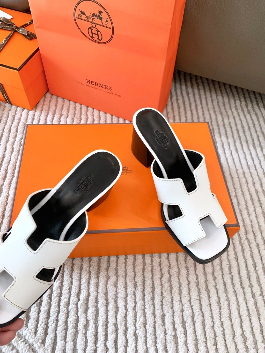HERMES HELIA 60 SANDAL IN WHITE CALFSKIN