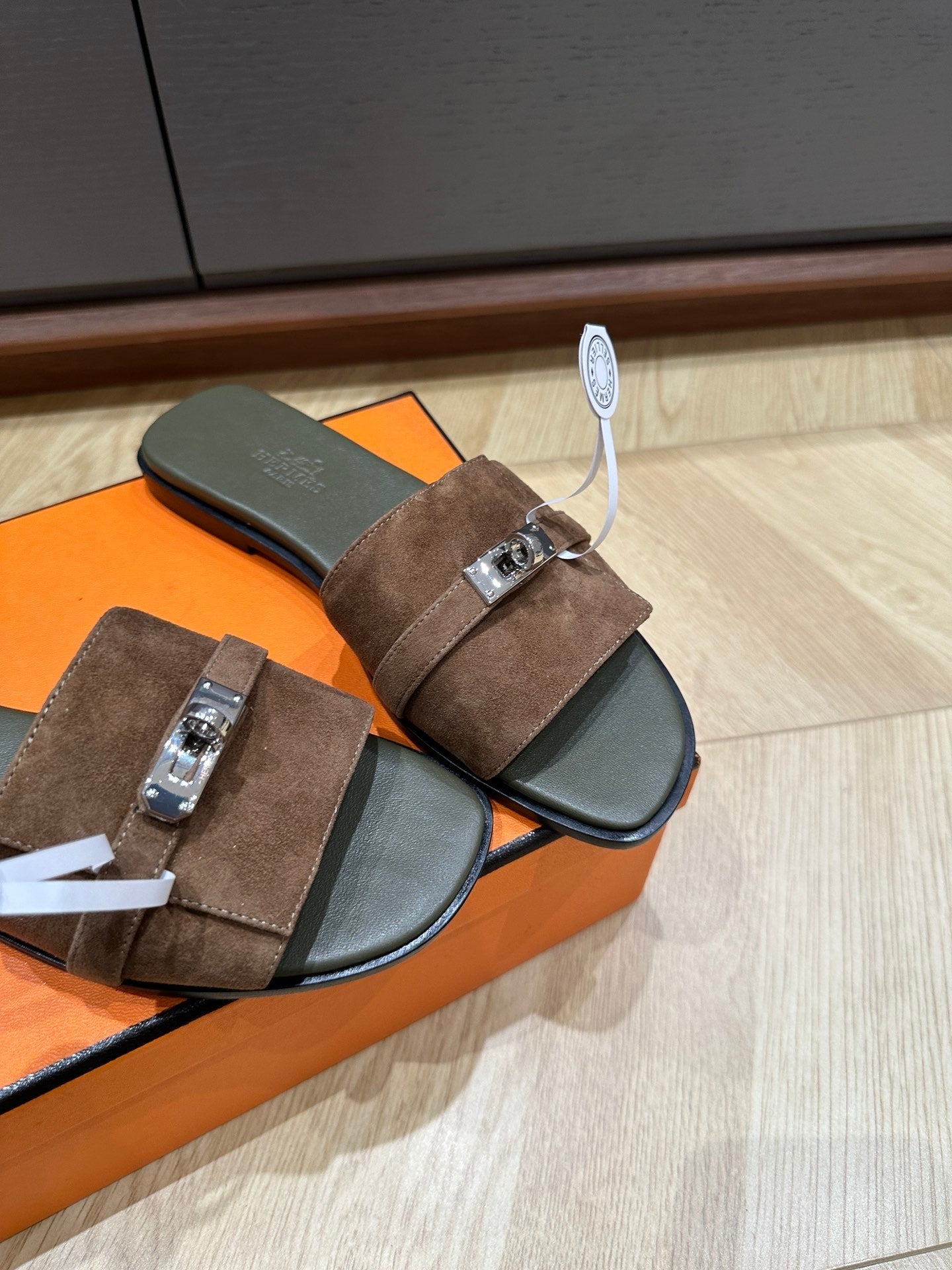 HERMES GABRIEL SANDAL LIGHT BROWN SUEDE