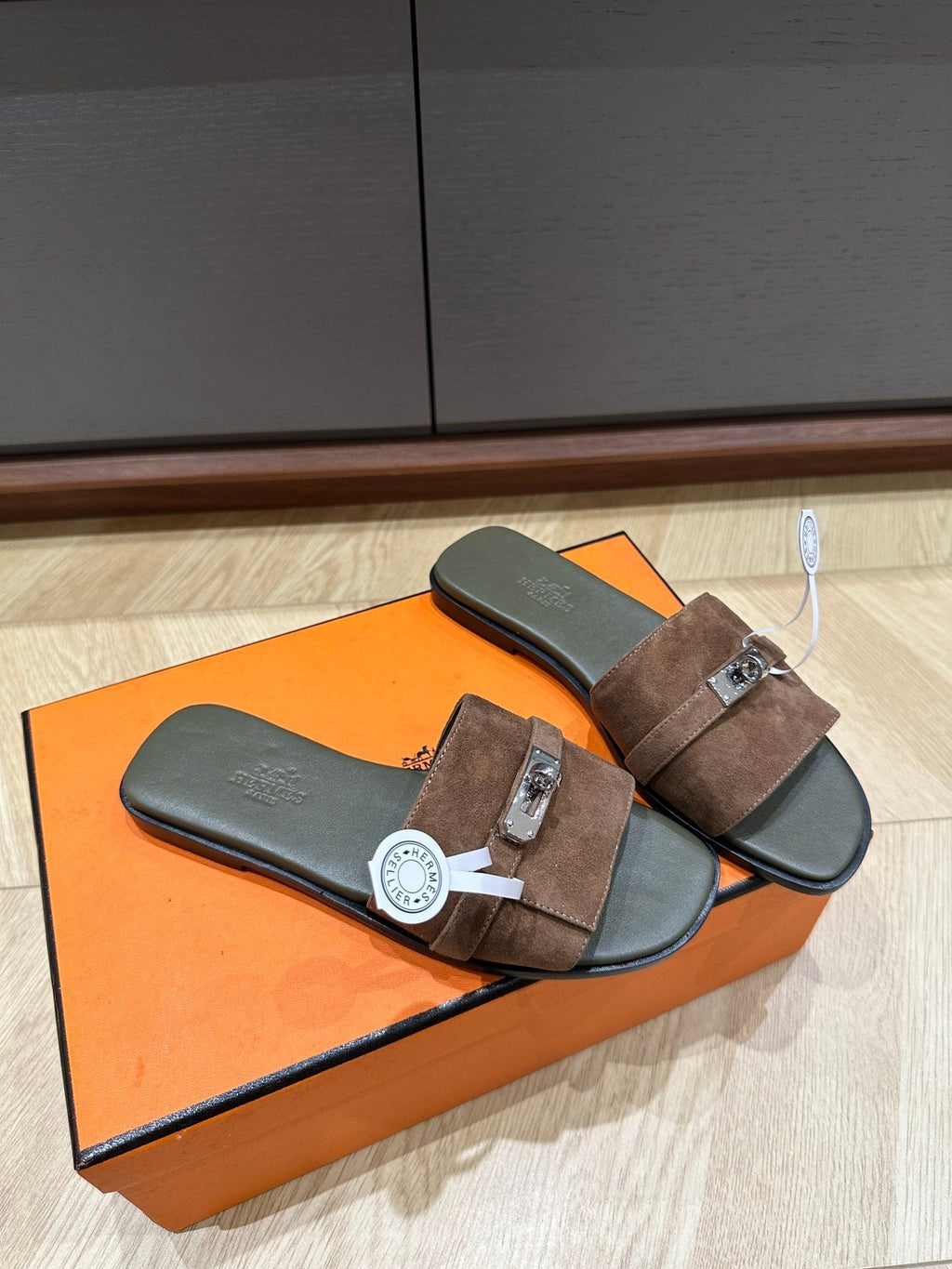 HERMES GABRIEL SANDAL LIGHT BROWN SUEDE