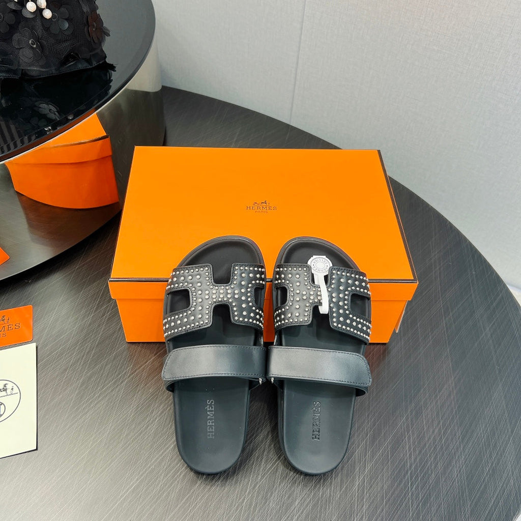 HERMES CHYPRE SANDAL BLACK CALFSKIN STYLIZED