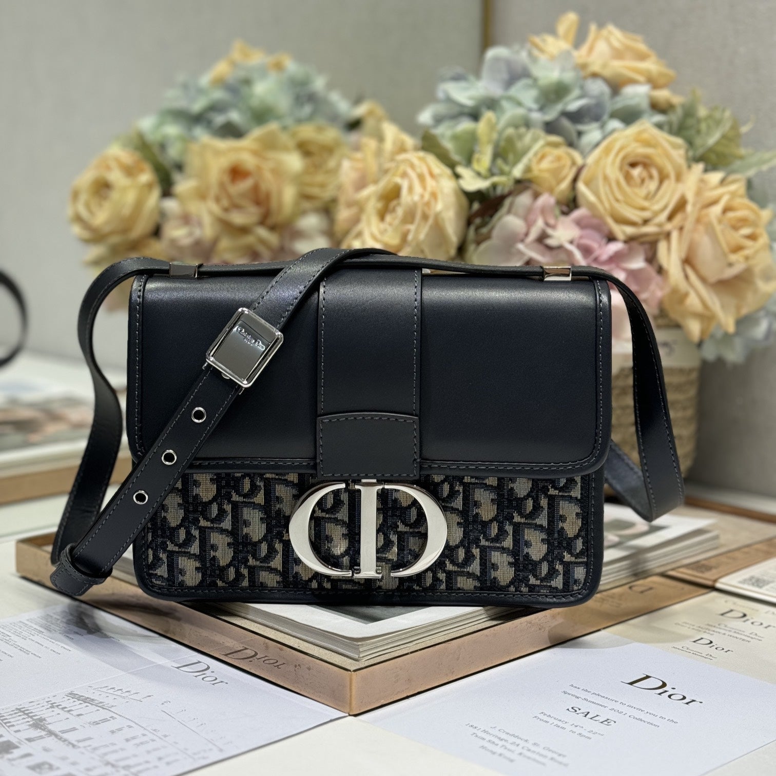 DIOR MONTAIGNE EAST-WEST BAG 24 IN BLACK LAMBSKIN AND MONOGRAM OBLIQUE JACQUARD