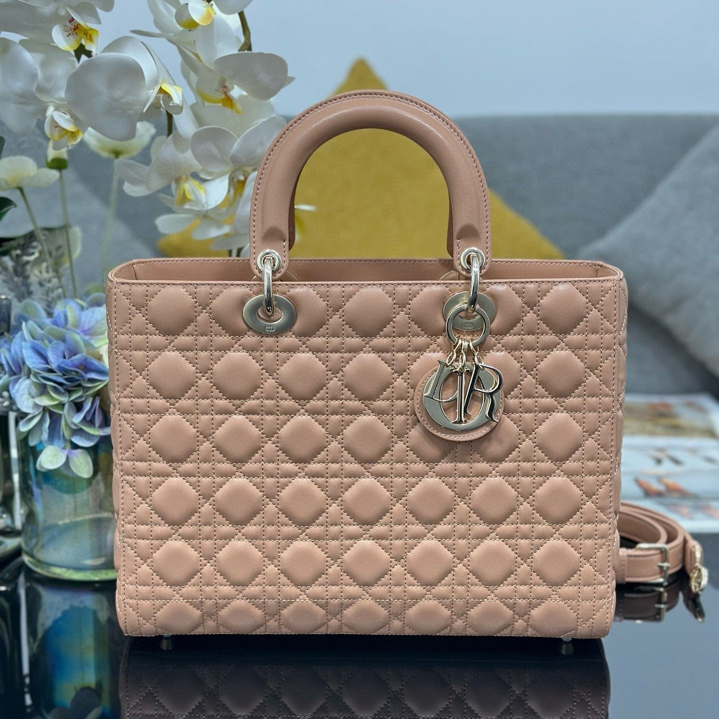 DIOR LARGE 32 LADY BAG IN PEACE LAMBSKIN WITH GOLD HARDWARE