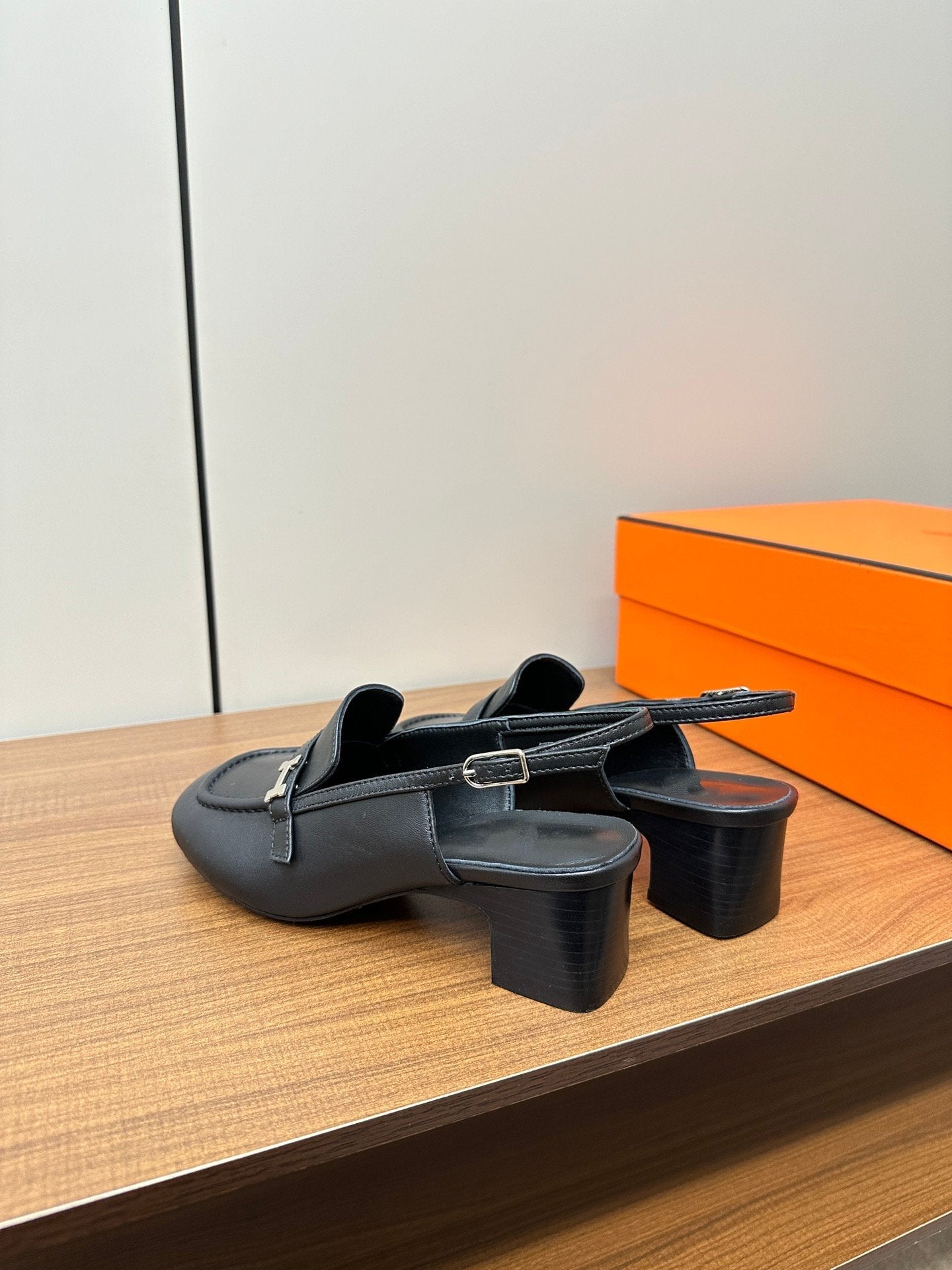 HERMES Infinie 50 pump black