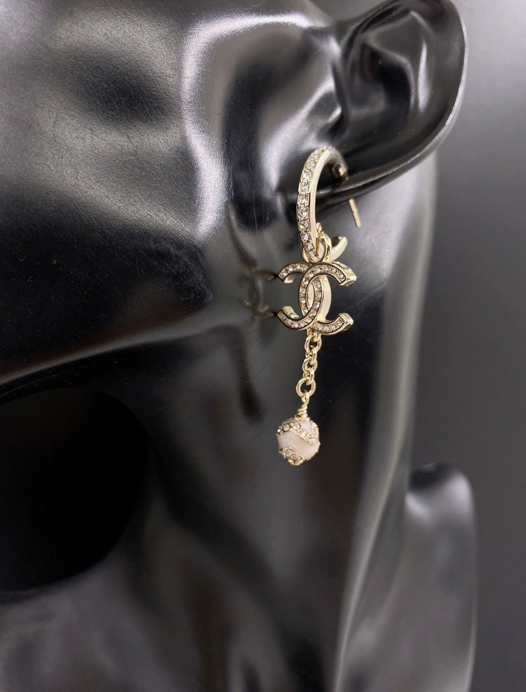 18K  Chanel Star Pearls Pendant Earrings