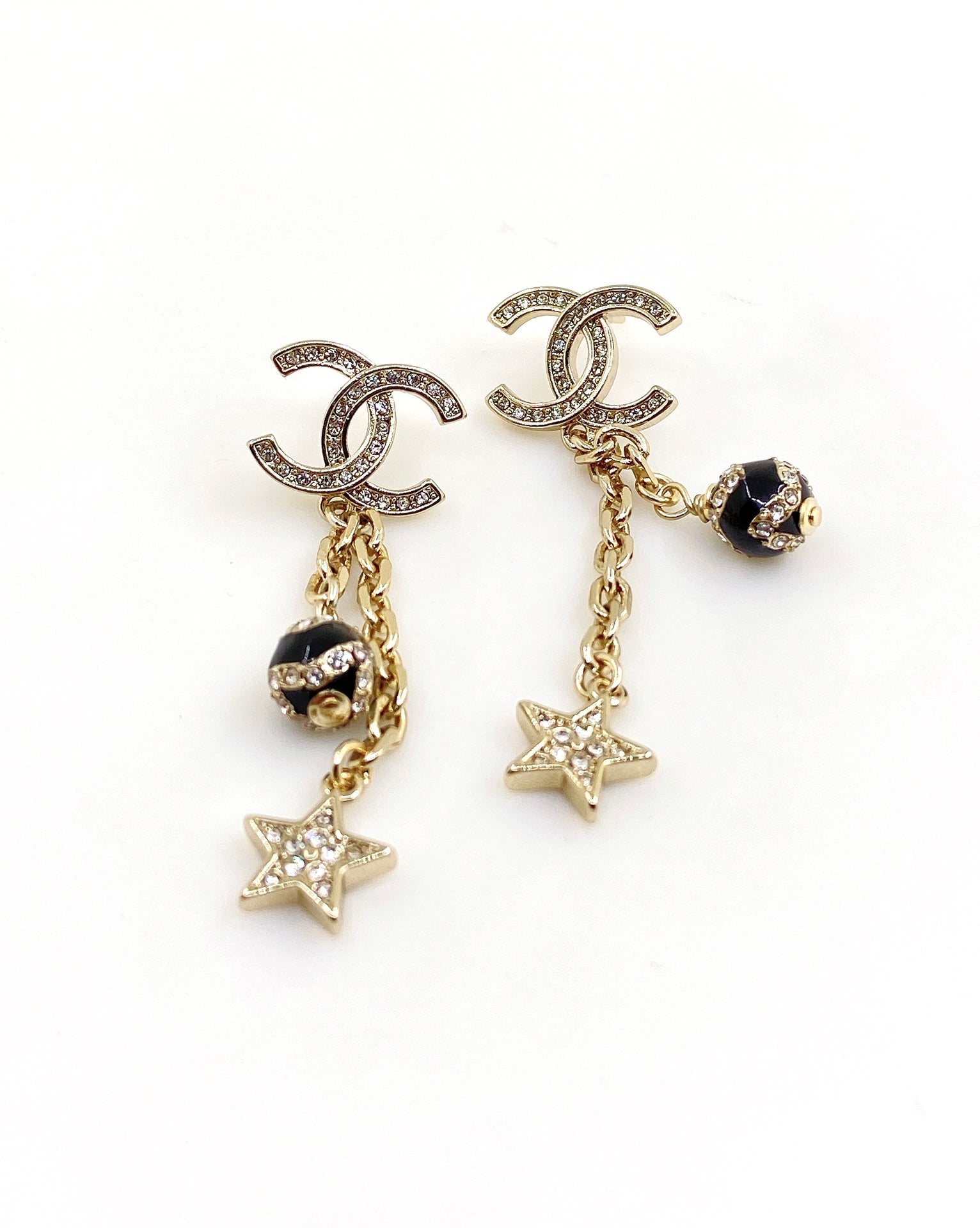 18K  Chanel Star Pearls Earrings