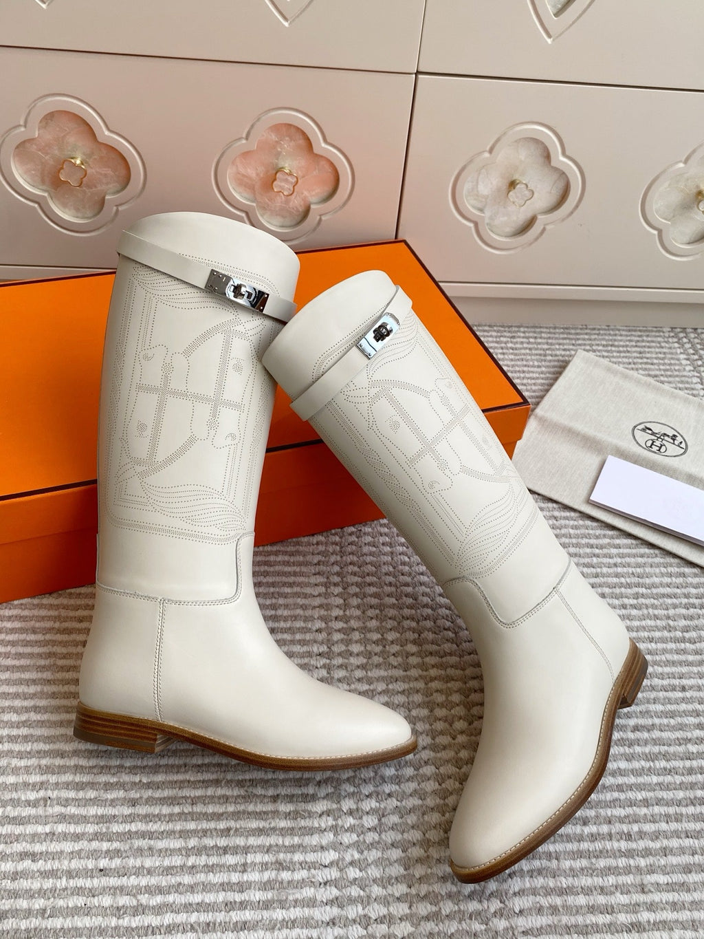 HERMES 25S JUMPING BOOTS IN WHITE LAMBSKIN WITH SILVER HARDWARE