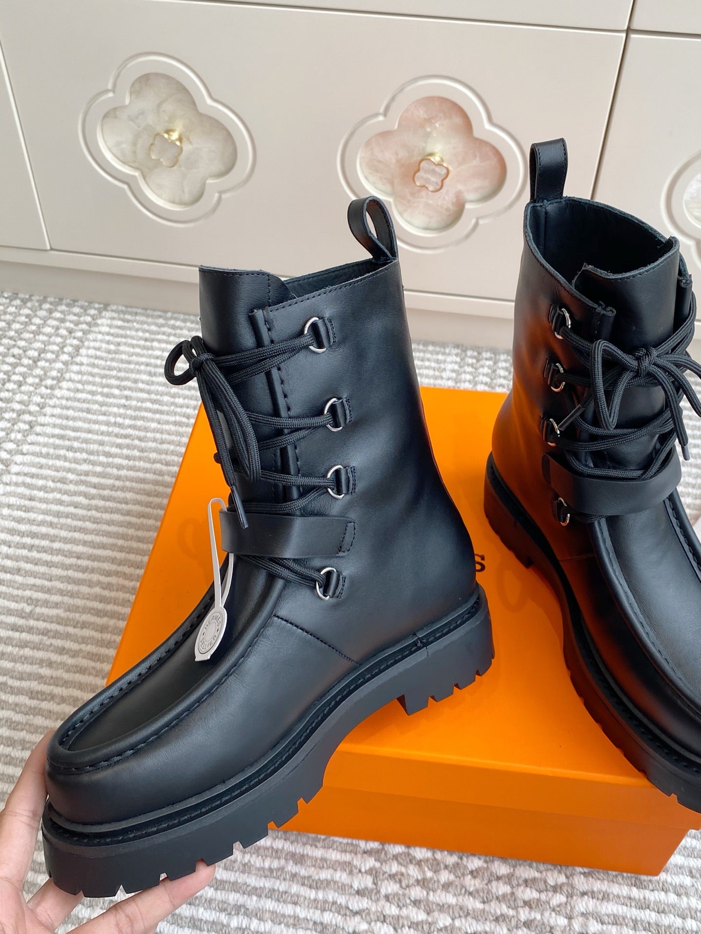 HERMES 25S ANKLE BOOTS IN BLACK LAMBSKIN