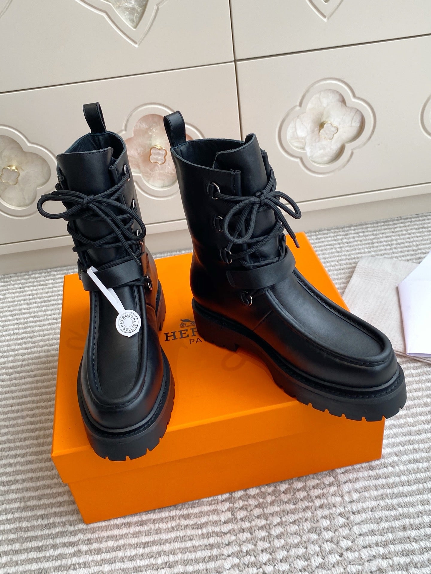 HERMES 25S ANKLE BOOTS IN BLACK LAMBSKIN