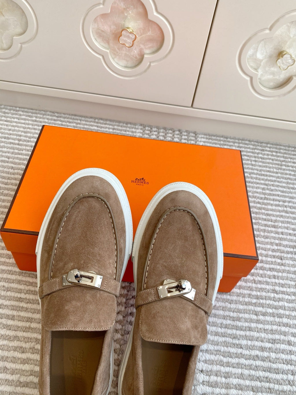 HERMES 25S SLIP-ON IN BROWN SUEDE WITH SILVER HARDWARE
