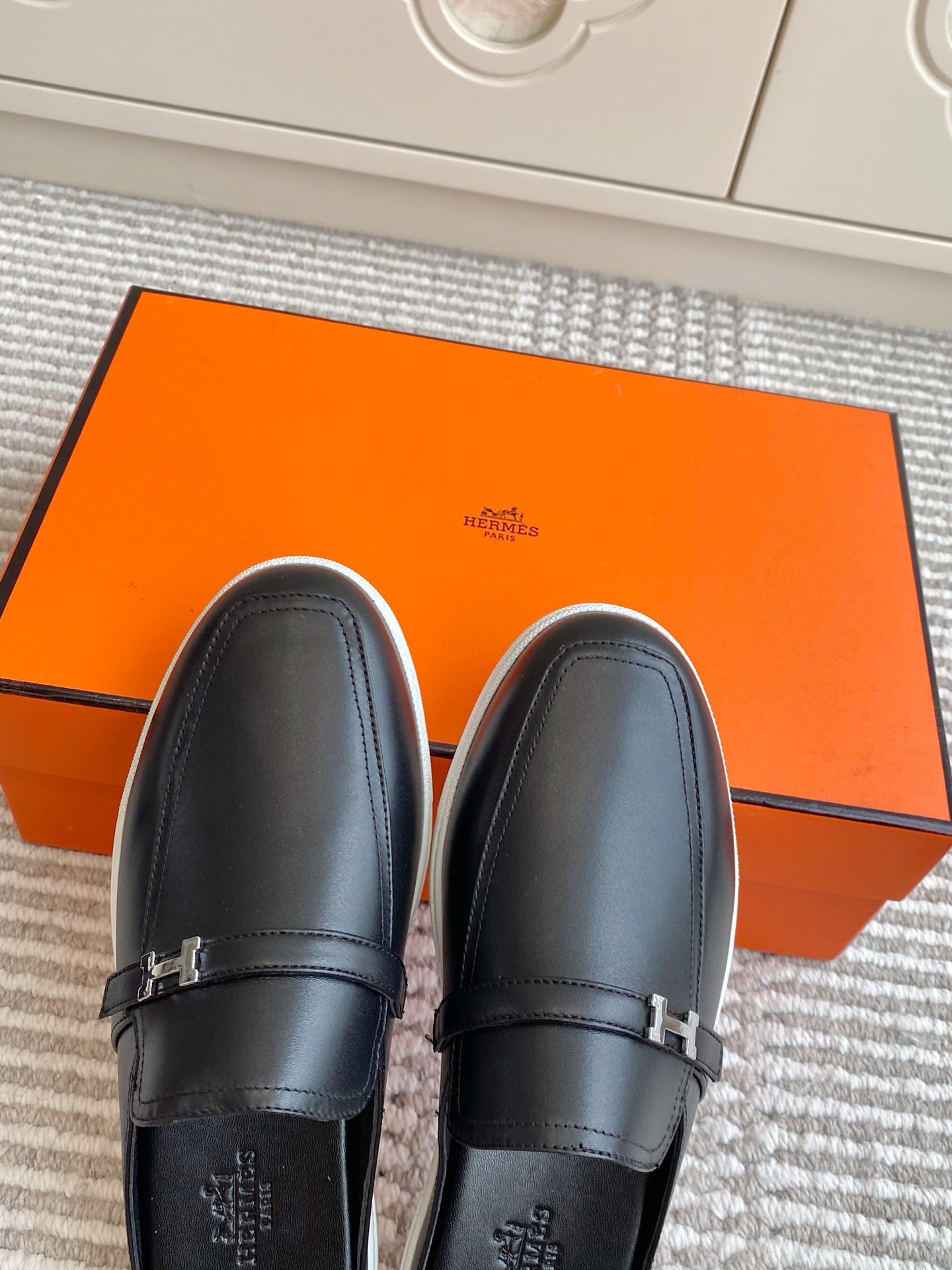 HERMES 25S MULES IN BLACK LAMBSKIN WITH SILVER HARDWARE