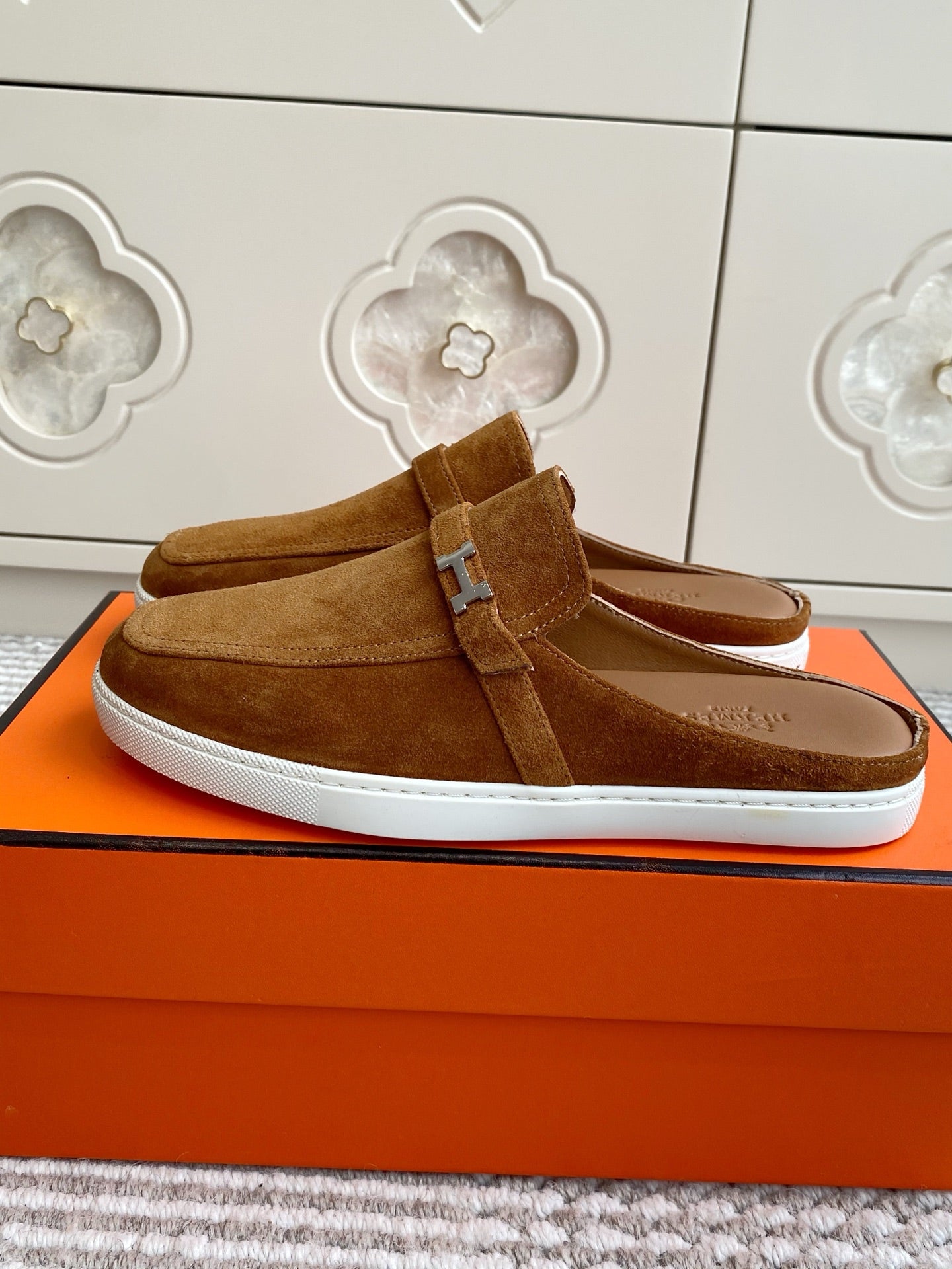 HERMES 25S MULES IN BROWN SUEDE WITH SILVER HARDWARE