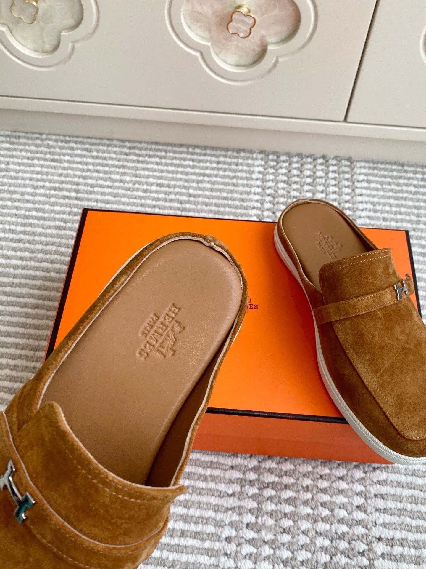 HERMES 25S MULES IN BROWN SUEDE WITH SILVER HARDWARE