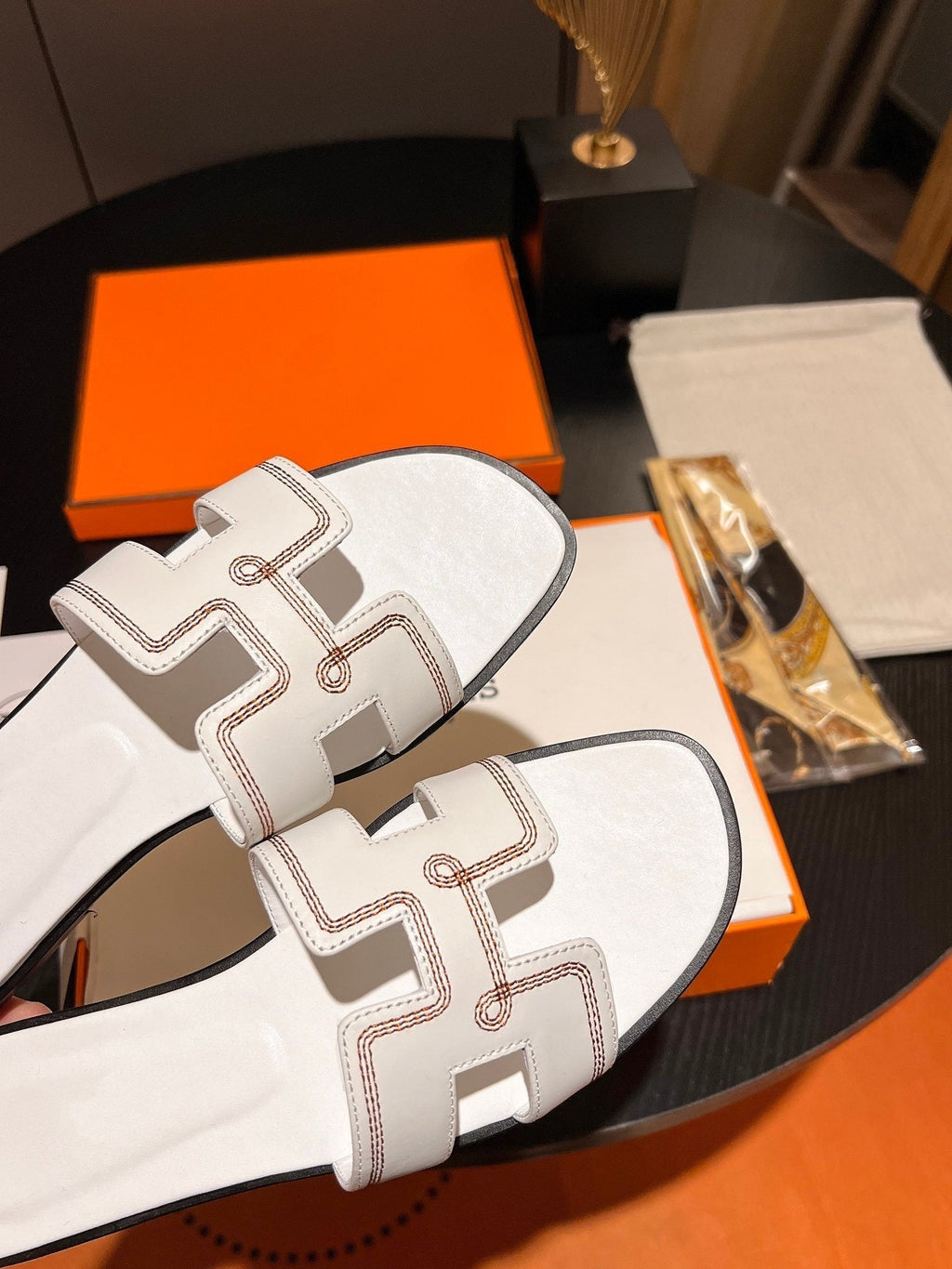 HERMES 0RAN SANDAL Calfskin White