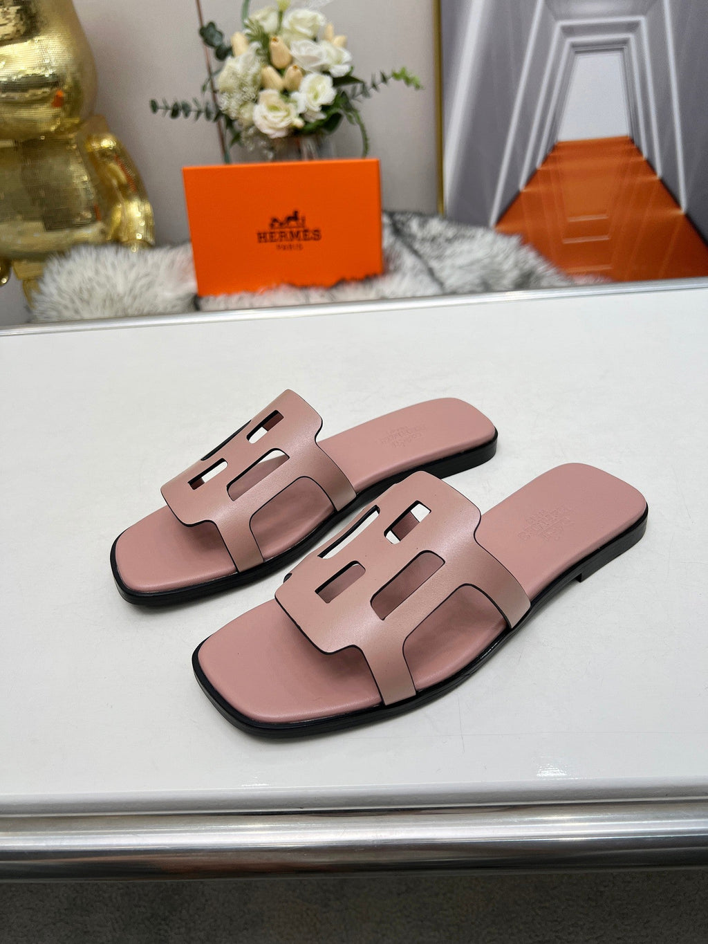 HERMES FLATFORM SANDAL LIGHT PINK CALFSKIN