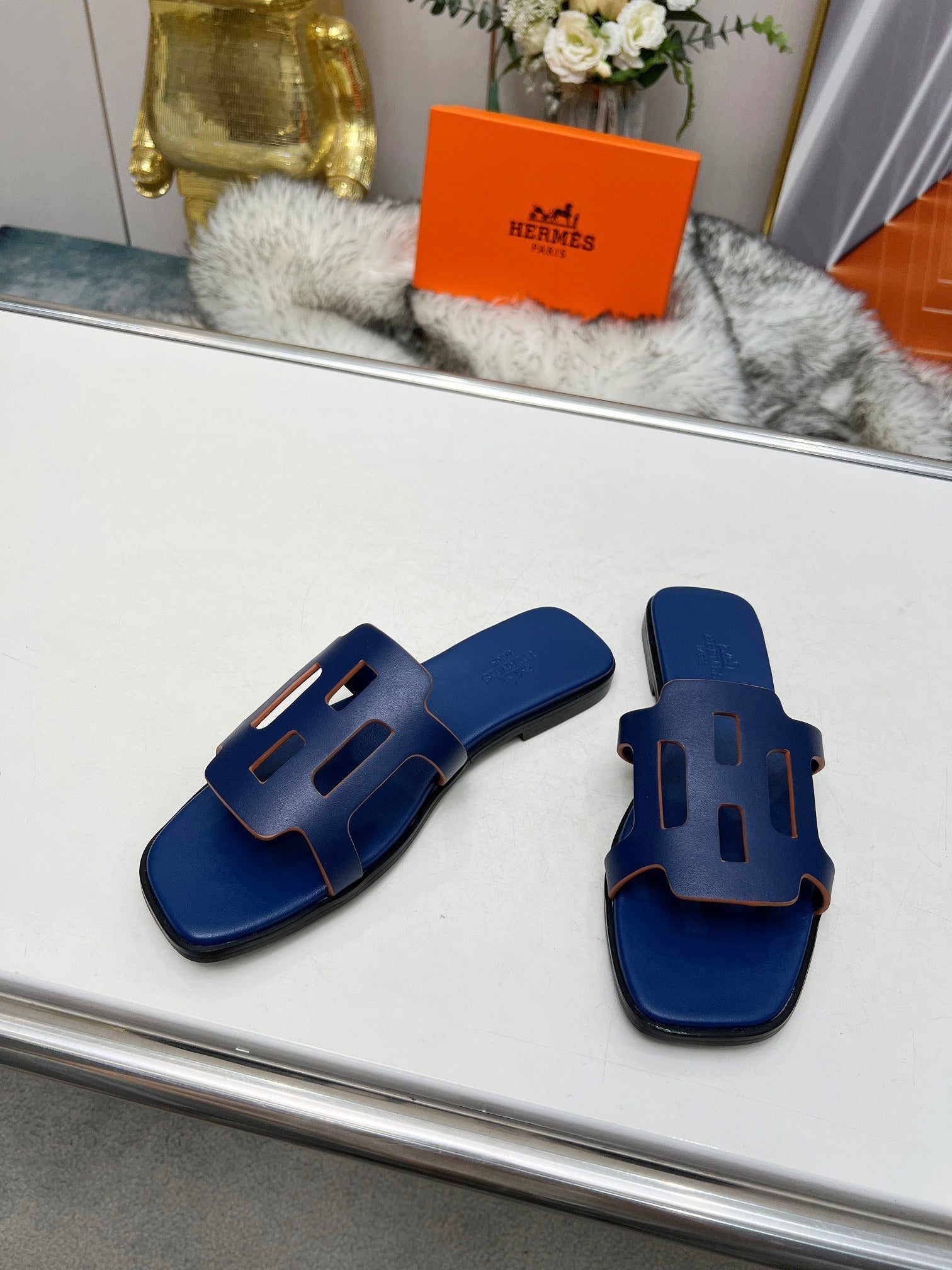 HERMES FLATFORM SANDAL NAVY CALFSKIN