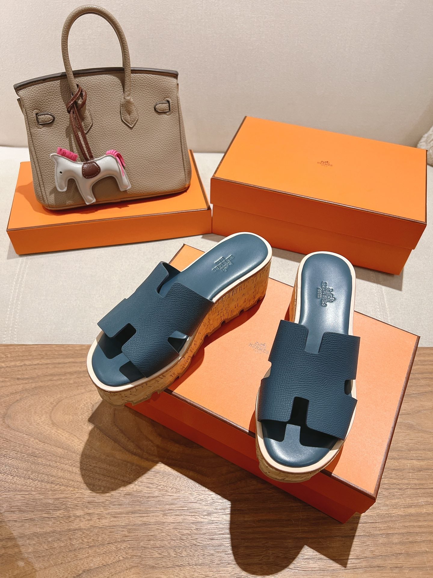 HERMES 25S HIGH WEDGE SANDALS IN DEEP SLATE BLUE LAMBSKIN STYLE 16