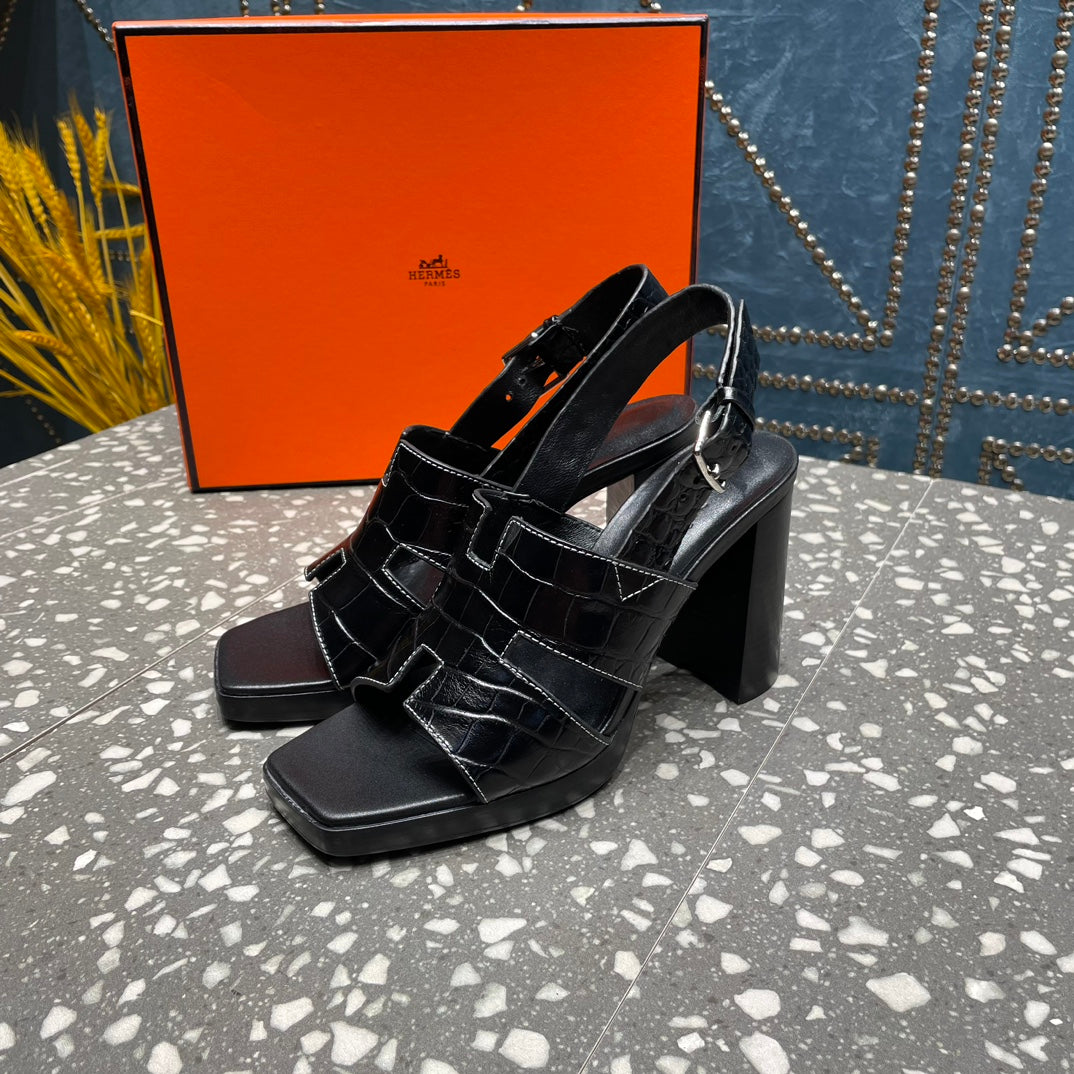 HERMES ERIS SANDAL 95 BLACK CALFSKIN