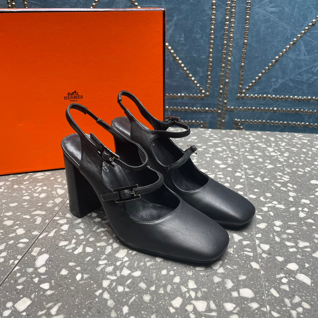 HERMES JACKIE 80 MM PUMP IN BLACK CALFSKIN