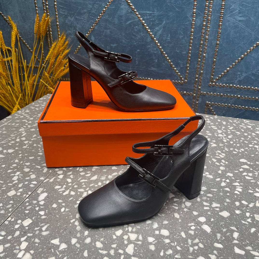 HERMES JACKIE 80 MM PUMP IN BLACK CALFSKIN