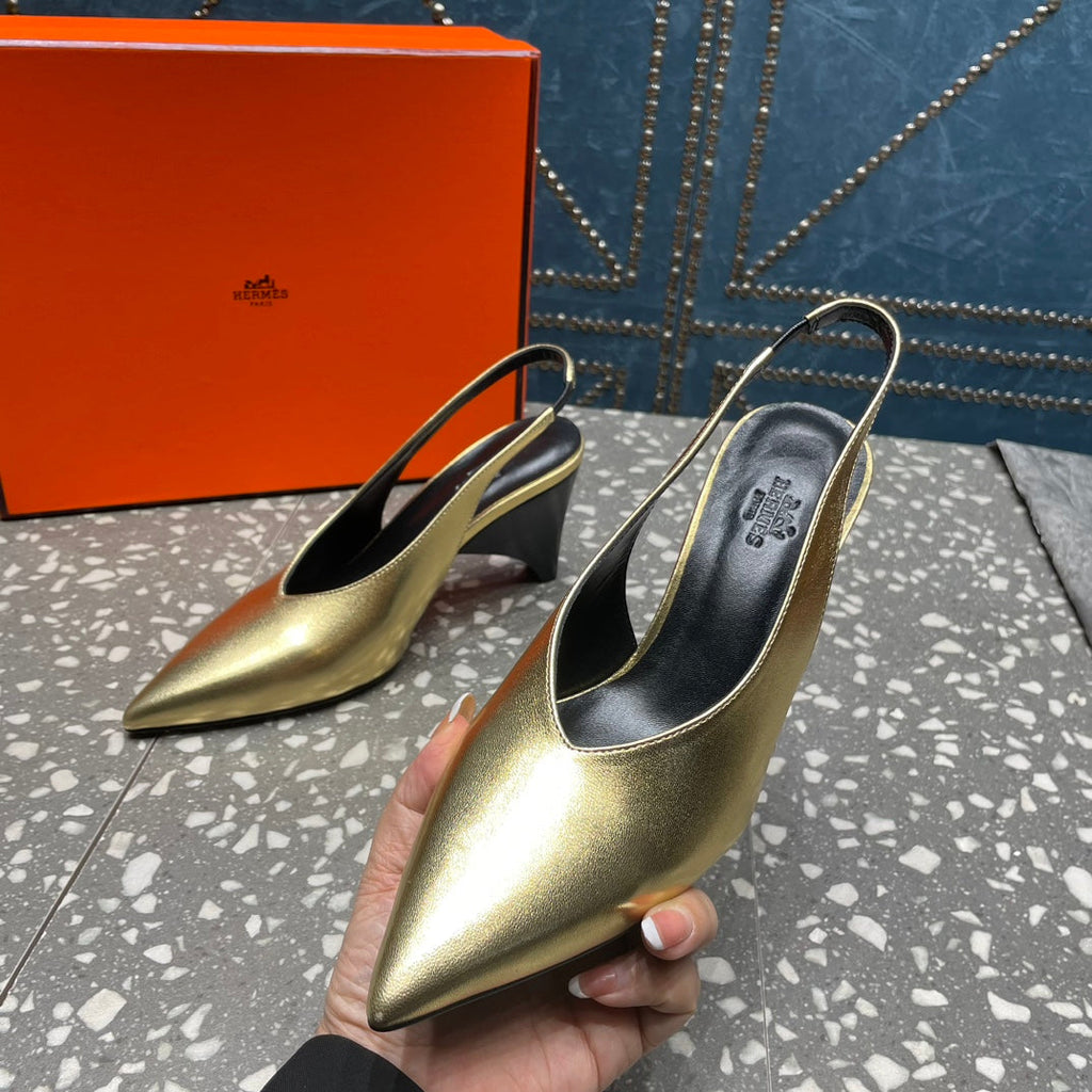 HERMES HIGH SLINGBACKS 7 CM IN LIGHT GOLD SHEEPSKIN