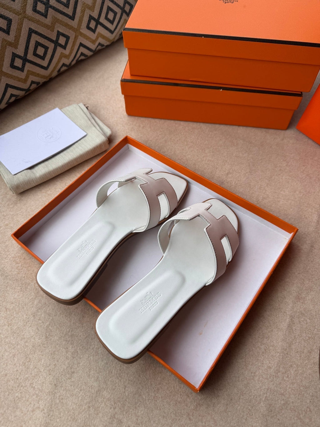HERMES 0RAN SANDALS IN WHITE CALFSKIN