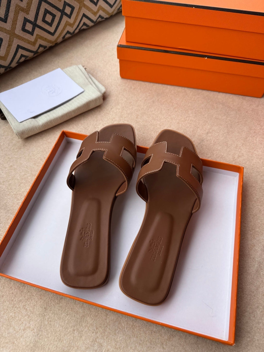 HERMES 0RAN SANDALS IN PECAN BROWN CALFSKIN