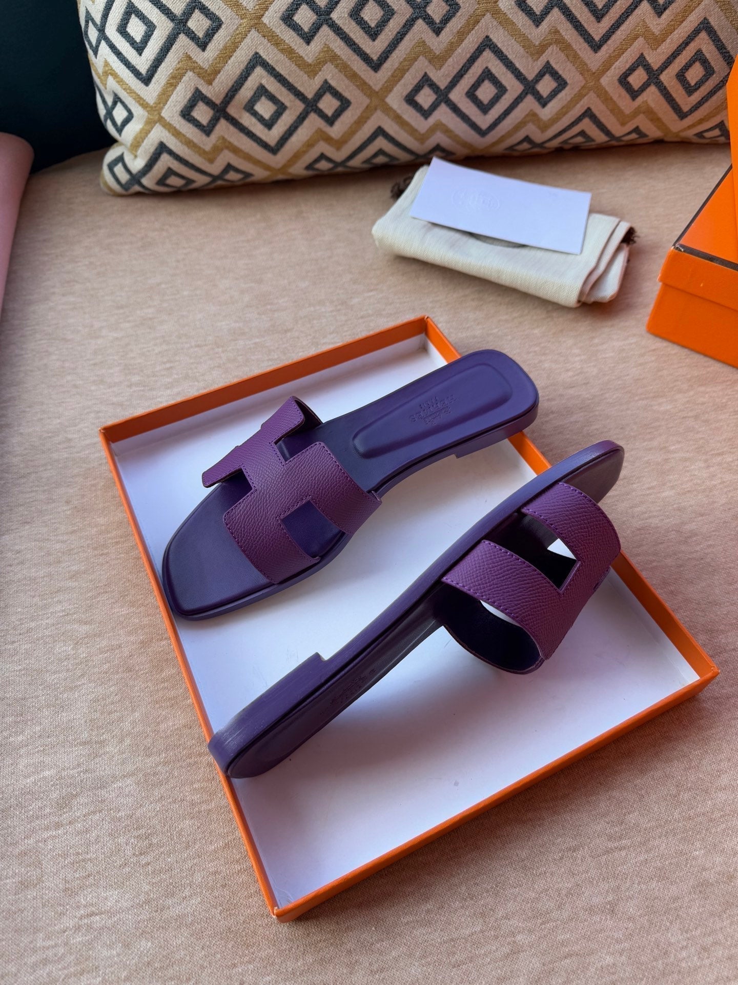 HERMES 0RAN SANDALS IN ROYAL PURPLE CALFSKIN