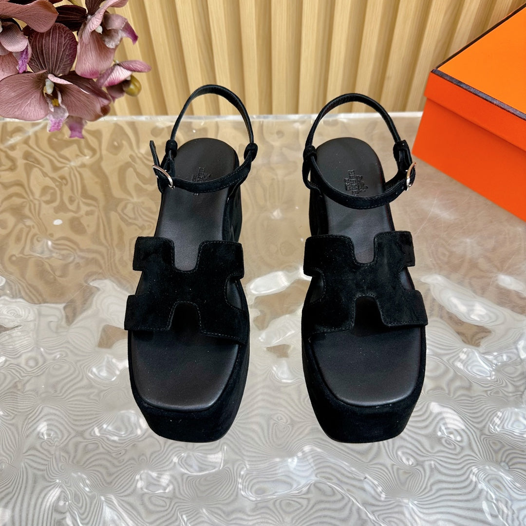 HERMES JAM 30 SANDAL IN BLACK VELVET