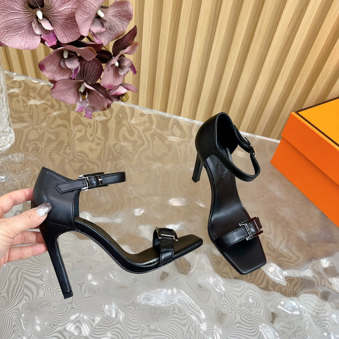 HERMES JULY SANDAL 105 MM IN BLACK CALFSKIN
