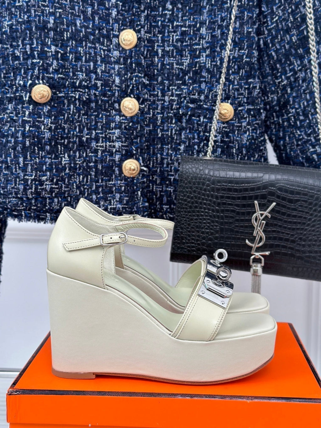 HERMES WEDGES SANDALS WHITE LAMBSKIN