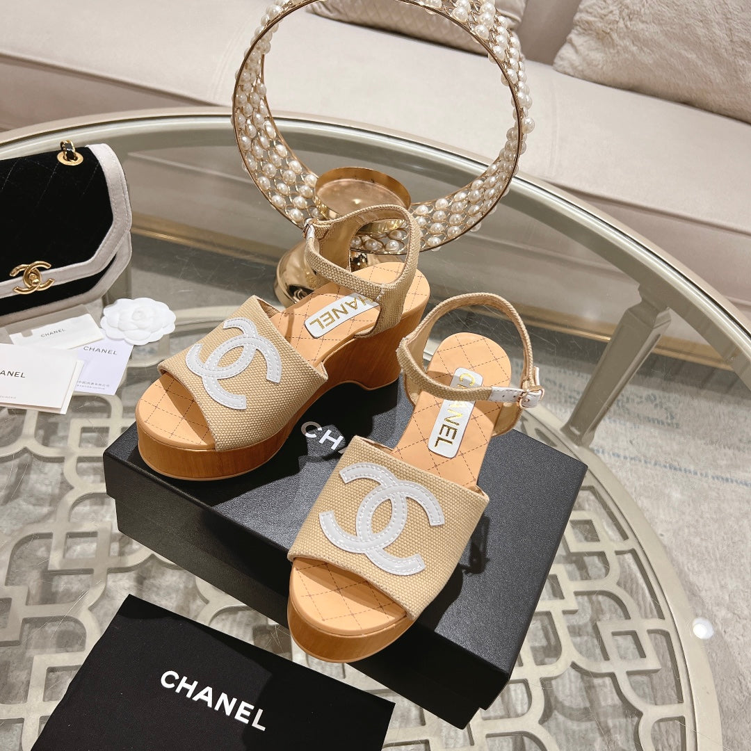 CHANEL WEDGE SANDALS IN BEIGE CREAM LAMBSKIN WITH WHITE LOGO