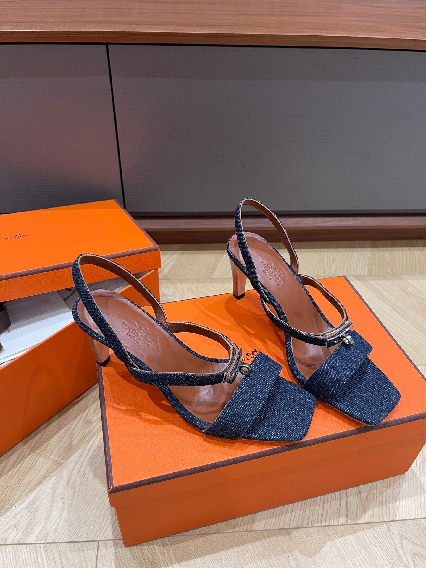 HERMES GLAMOUR 75 SANDAL DENIM CALFSKIN