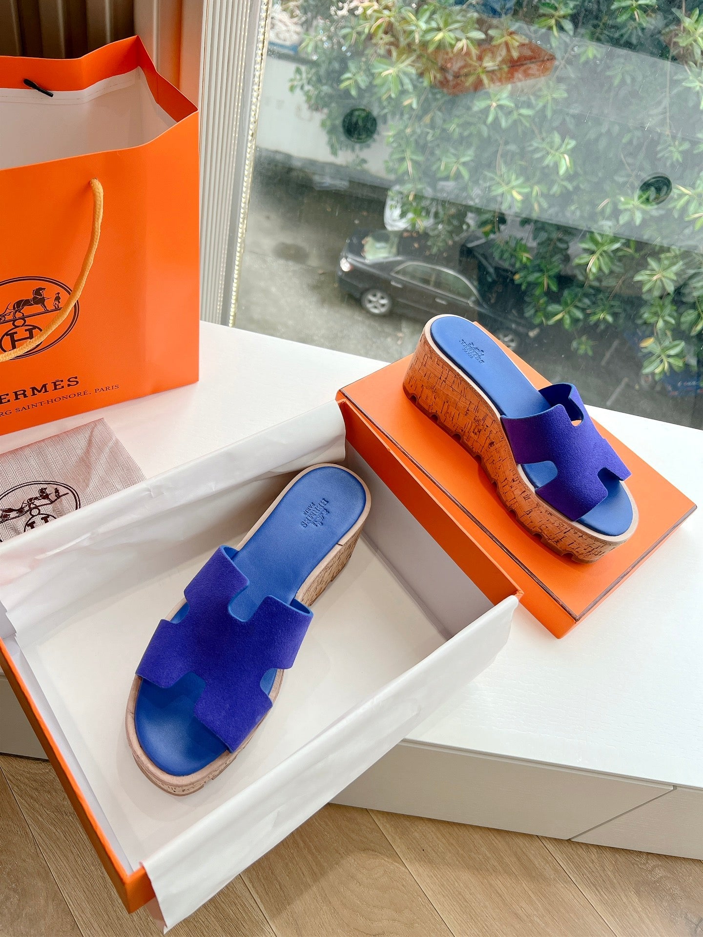 HERMES EZE 65 SANDAL NAVY SUEDE